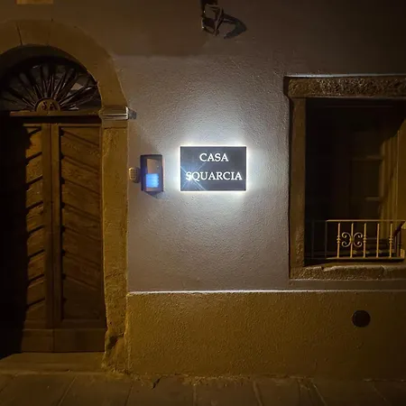 Boutique Casa Squarcia - Del Pellegrino Alloggio in famiglia *